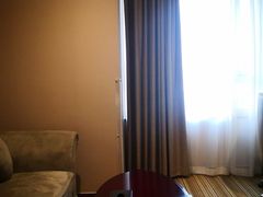 -北京金龙潭御瑞酒店(花园桥地铁站店)