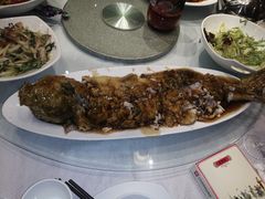 糖醋鲤鱼-老牌坊鲁菜名店(聊城美食岛店)
