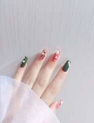 -孔雀手美甲美睫护理