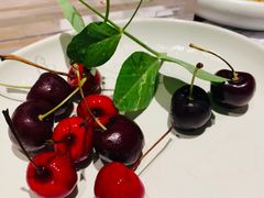 樱桃鹅肝-小大董·烤鸭(凤凰汇店)