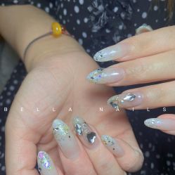 -BELLAREAL新美社