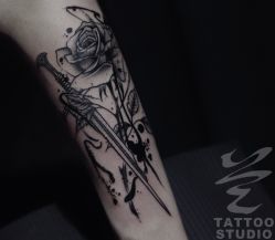 -见雾TATTOO STUDIO