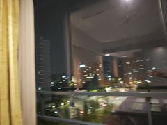 -上海虹桥西郊假日酒店
