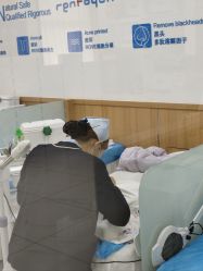 -靓芙泉专研痘痘肌