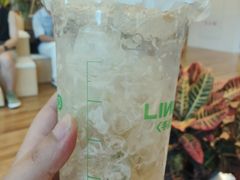 -LINLEE林里·手打柠檬茶(黄浦茂名南路店)