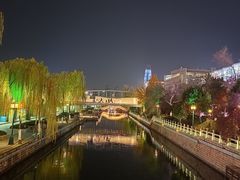 -泉城广场