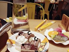 -小鱼小牛·鱼牛干锅·脆鱼火锅(世欧广场店)