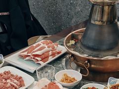 -楼外楼大刀肉传统火锅居(博学路店)