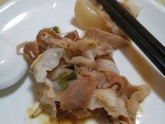 -洞庭洲·防空洞火锅·烧烤·铜锅涮肉(新百广场店)