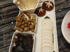 -大渔小鲜火锅店