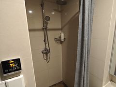 -秘境影院式酒店(苏州平江万达广场店)