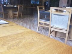 露天位-小城粥道·海胆鲜虾粥(解放广场店)