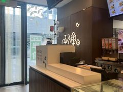 -德克士(虹桥火车站店)