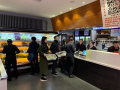 -万记麻辣烫国展总店