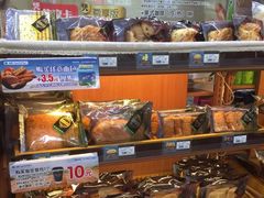 -全家便利店(宜山路站店)