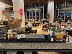 -浦东绿地铂骊酒店-POYA西餐厅(绿地东海岸国际广场店)