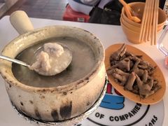 -长城砂煲田鸡粥
