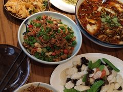 -秦唐一号西安菜馆(钟楼店)