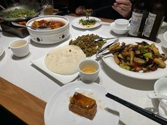 -聚友斋(陶瓷琉璃馆水晶街店)