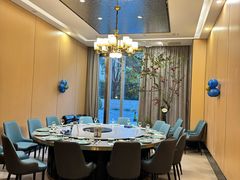 -驻海渔市(置信店)