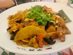 -拿渡·水煮鱼麻辣香锅(王府井奥莱·香江小镇店)