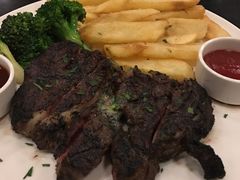 -WOLFGANG PUCK KITCHEN & BAR(迪士尼小镇店)