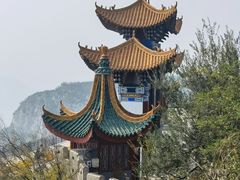 -抱犊寨风景区