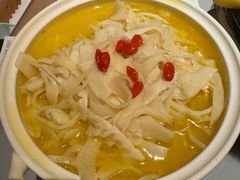 -桂满陇·手作小笼包&江南叫花鸡(中山公园店)