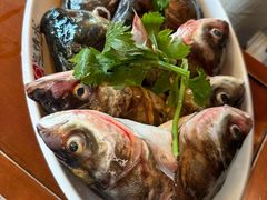 -忘情水鱼头·鲜鱼火锅(滨江中路店)