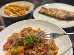 -LESCEDARS Brasserie Bistro香柏树