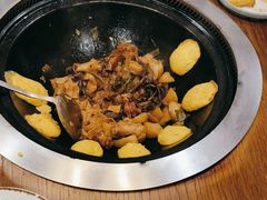 -万里闯关东铁锅炖菜馆(高新旗舰店)