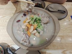 -叁煨蹄花·下饭盐帮菜(人民广场店)