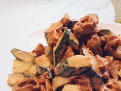 黄瓜拌油条-梅飞酒家(桑园路店)