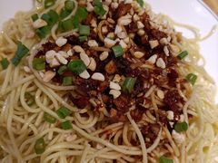 -严记小天府酸菜鱼(西四路店)