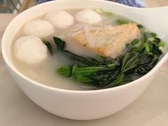 鱼丸河粉-翠华餐厅(香港国际机场店)