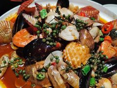 -鸽子侯·家宴·平价海鲜(市图书馆店)