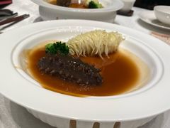 -景月阁空中食府(希尔顿酒店)