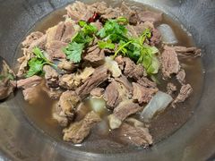 -大众跷脚牛肉馆·非遗传承单位(峨眉山店)