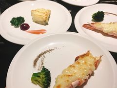 -半岛翡丽海鲜自助餐厅(观风亭店)
