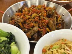 -堂瓦里·33年传统赣菜(第一街区店)