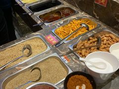 -沸炉重庆老火锅(军事博物馆店)