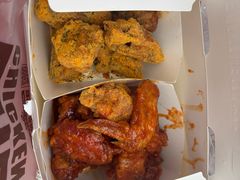 -BHC炸鸡(明洞总店)