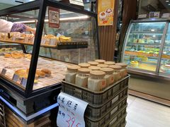面包甜点陈列柜-长乐饼屋(荔湾店)