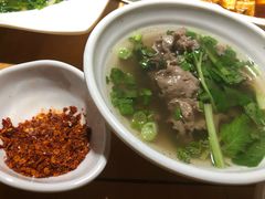 跷脚牛肉-大众跷脚牛肉馆·非遗传承单位(峨眉山店)