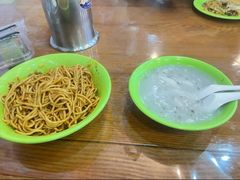-三镇民生甜食馆(胜利街总店)