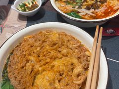 -丽丽三鲜螺蛳粉(田林路店)