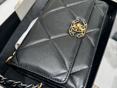 -CHANEL(恒隆广场店)