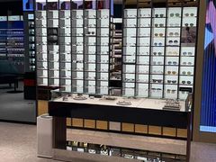 -LensCrafters亮视点(东方新天地店)