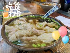 招牌野馄炖-老谢野馄饨(延安路店)