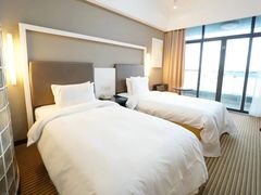 -上海南汇嘴大堤酒店